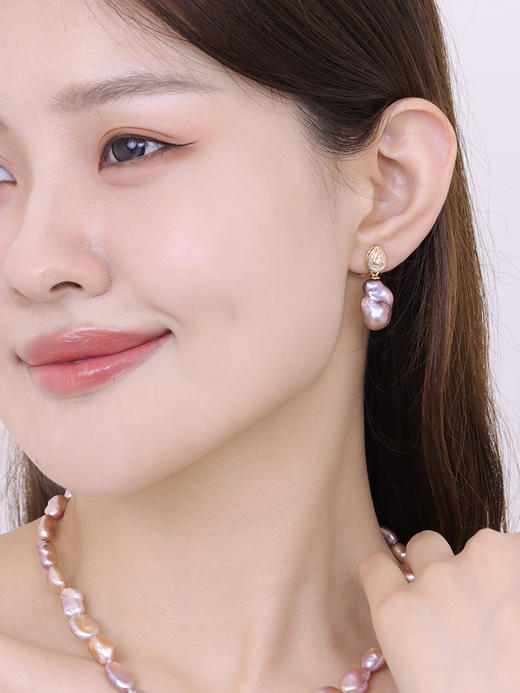 【储值赠礼】18K金炫彩淡水巴洛克挂珠 11-12mm 商品图8