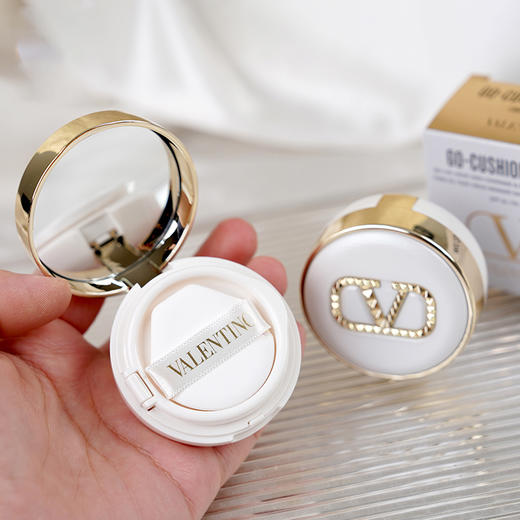 【4.19王炸割肉价】华伦天奴光影持妆粉底气垫LN2自然白皙遮瑕清透白气垫5g 断盖可扣/ 完好 商品图3