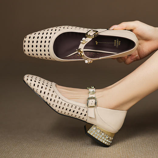 【预售5天】法式优雅镂空方头粗跟头层牛皮夏季浅口单鞋HCYYHD&6039 商品图1