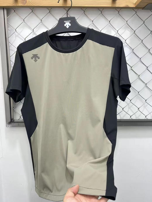 原单正品迪桑特25新款运动速干圆领短袖，尺码M-3XL 商品图0