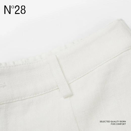 【破价】N°28 2025夏季新款百搭设计师女士裤子显瘦短裤895242K266 商品图4
