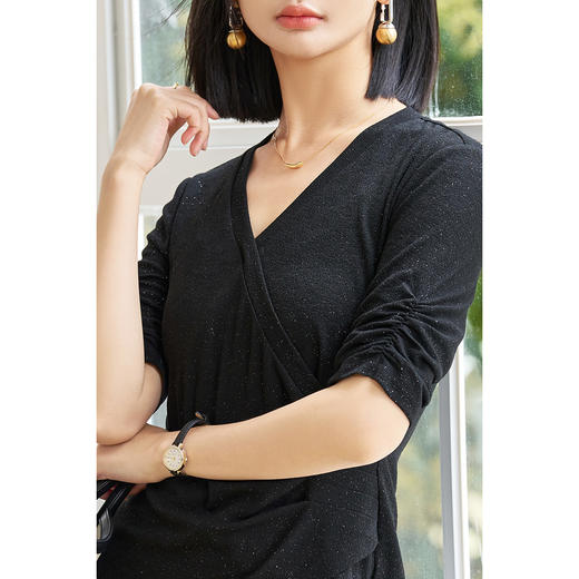 米思阳2025夏季新款设计感不规则捏褶T恤独特细闪气质显瘦小衫女5897 商品图2