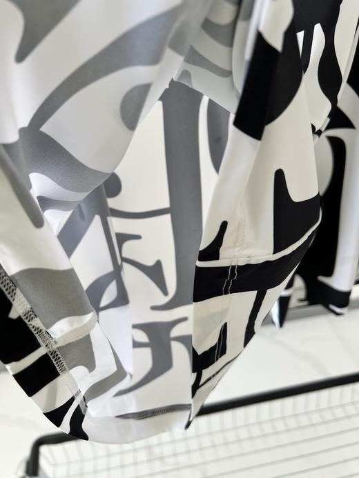 25新款，Ping速干冰感T，韩国🇰🇷客供牛奶丝面料，冰冰凉凉的，舒服透气，弹力超好👍，黑白拼色色印花，高级显瘦！ 商品图7