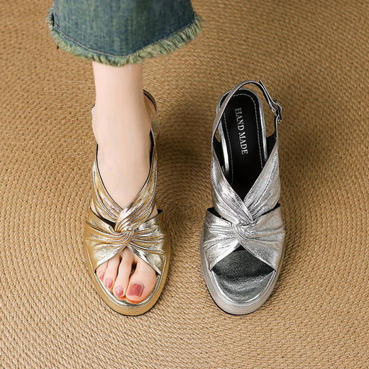 【预售5天】新款粗跟厚底夏季防水台露趾气质高跟鞋搭配裙子时装凉鞋女DPJ&2523 商品图4