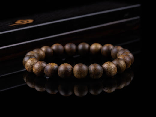 XY0215沉香13mm素圈大手串14克 商品图6