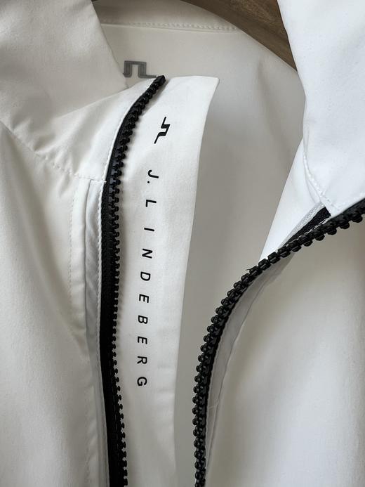 25春款，林德伯格原单高尔夫外套，面料有弹力，超舒服，薄厚适中，既可以做外套，又可以做防晒，下摆可以抽绳，简单帅气，双拉头设计！数量不多！ 商品图5