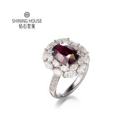 【无烧红宝石戒指】钻石世家 18K金红宝石镶钻戒指   高级设计珠宝系列  让人一见倾心的红宝石 演绎女性的高贵柔情 也寓意着浪漫炙热的美好感情