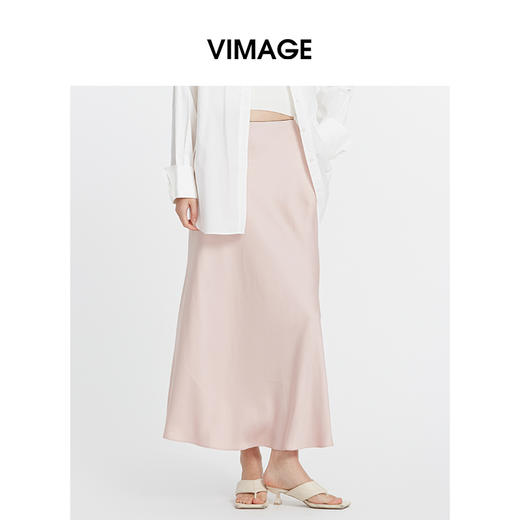 VIMAGE纬漫纪垂坠缎面高腰显瘦高级感百搭纯色半身裙夏季新款VB2406302 商品图1