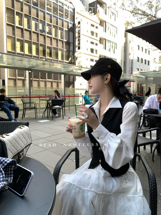 Read Nameless /显瘦到不行的质感马甲+暗纹收腰衬衫 2025/4/19 商品图10