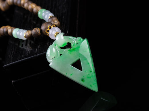 XY0260沉香+翡翠飘绿复古挂件 商品图1