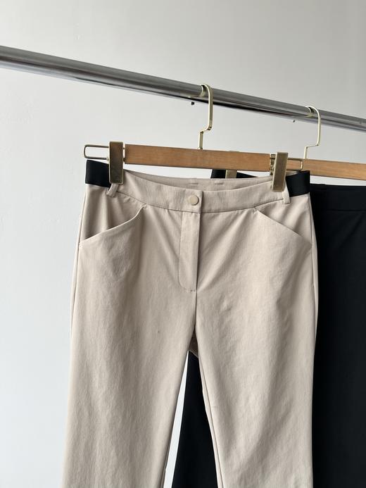 韩国订单，代购1400+ VOIvik高尔夫春款微喇商务休闲款，四面弹质地，里层华夫格略带绒感，透气性好，后腰皮筋包容性好，非常舒适，做工精致。 商品图1