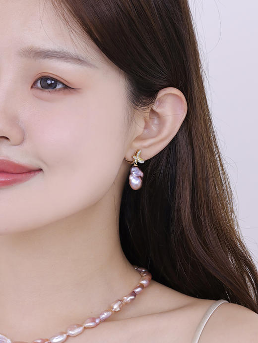 【储值赠礼】18K金炫彩淡水巴洛克挂珠 11-12mm 商品图4