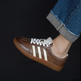 德训鞋！女款真皮春秋季！2025新款复古平底小白鞋通勤运动休闲鞋！