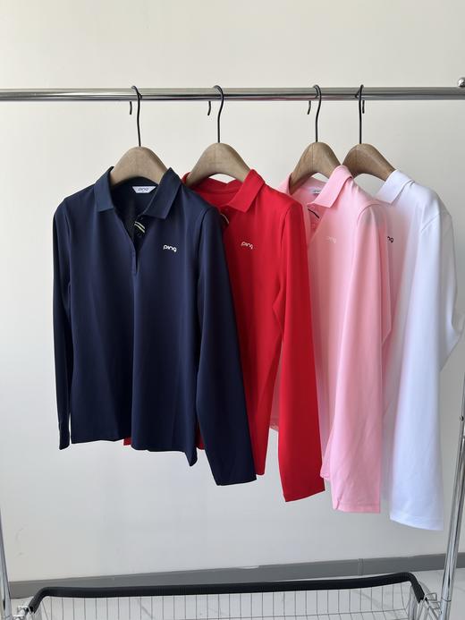 福利款💖，福利💕PING家原单T，韩国🇰🇷客供面料，棉混纺材质，面料有弹力，胸前印花LOGO，领口位置印花撞色，更是增加亮点，后面领子更是好看，双层领子，撞色拼接，印花LOG O，数量不多！ 商品图0