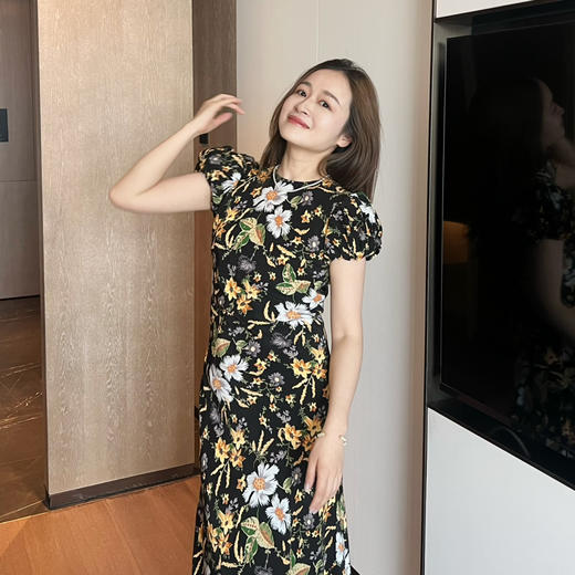 2504311   done 油画🖼️质感 显瘦连衣裙 商品图2