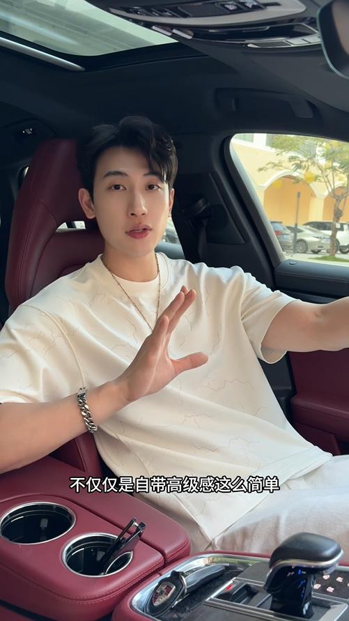 50696夏季新款高级感美式撞色裂纹圆领短袖T恤小众设计简约百搭上衣 商品图0