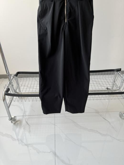 25春款WAAC纯原单连体裤，数量少，下单速度！韩国🇰🇷客供面料，有弹力，超舒服，打球运动生活穿都好看的一款，胸前重工LOGO刺绣，后腰有皮筋，可以更加舒服，裤脚可以调节长短！设计感满满的一款！ 商品图2