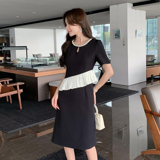 奢姿大码女装2025夏季气质镂空连衣裙胖妹妹荷叶边设计时尚裙子9952893897 商品图1