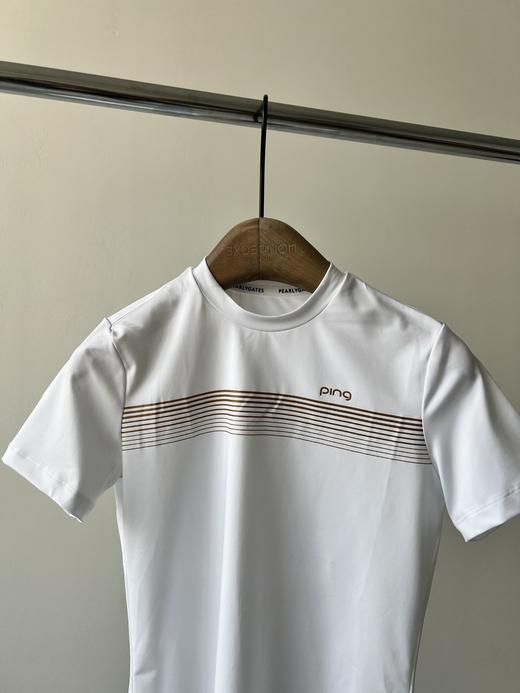 PInG原单T，简约款，面料有弹力，棉感，质感很好！高级显瘦！胸前印花，低调而又有内涵！数量不多！ 商品图1