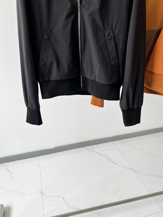 LYN X纯原单外套💕👍，难得好货，韩国🇰🇷客供面料，弹力超好，无论是打球还是平时运动，都是超级舒服的，简单经典立领版型，不挑身材，有一定的厚度、带里衬，可以穿到深秋，扣子拉链等辅料都是全原 商品图2