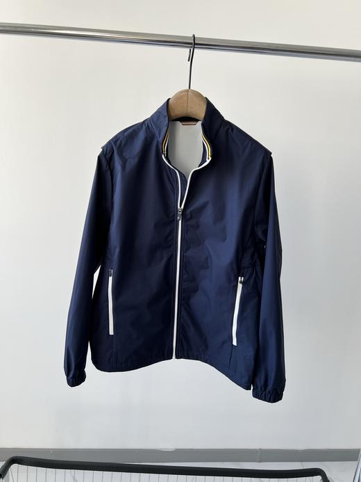 25春款，🍁🍁高尔夫🏌原单，万星威夹克外套，简单利落，超级百搭的一款，面料有弹力，有质感，拉链有小企鹅🐧L OGO，后背拼接设计，可以有很好的舒展性！数量不多！ 商品图0