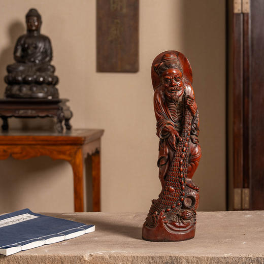 民国 黄杨木雕渔翁人物像 商品图0