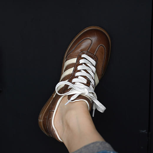 德训鞋！女款真皮春秋季！2025新款复古平底小白鞋通勤运动休闲鞋！ 商品图2