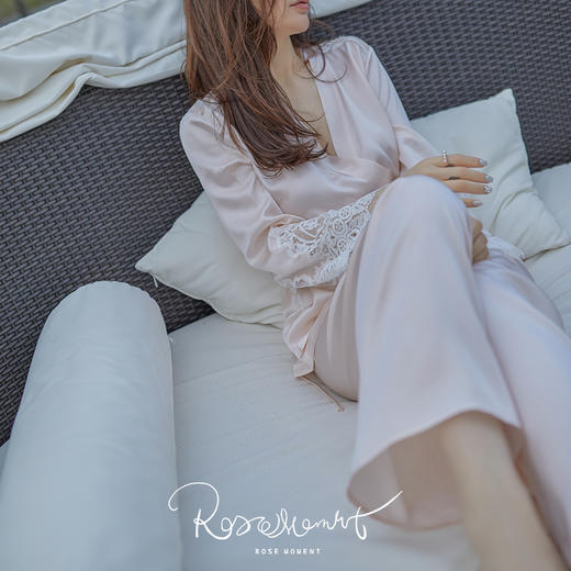 微喇袖背部蕾丝设计 真丝长袖长裤套装 T221016 商品图2