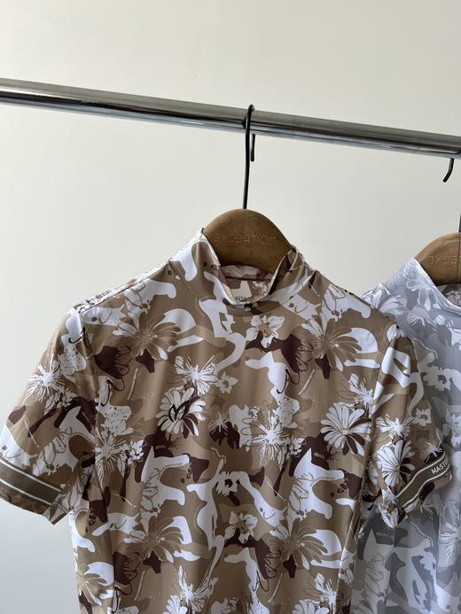 25年新款，兔耳朵原单T🍁🍁💕，超级好看的一款，特别洋气的一个印花设计，既显瘦又显肤色，胸前立体LOGO，袖子织带拼色！特别高级！数量不多！ 商品图2