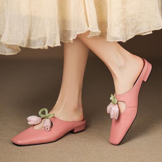 【预售5天】时尚包头半拖鞋女夏季真皮外穿低跟花朵蝴蝶结一字带穆勒拖鞋ASZ&5-826 商品图4