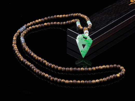 XY0260沉香+翡翠飘绿复古挂件 商品图4