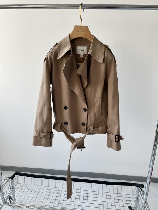 🍁🍁🍁🍁原单风衣，精致的小短款，收腰设计。精致干练，超级百搭，推荐必入款！ 商品图0