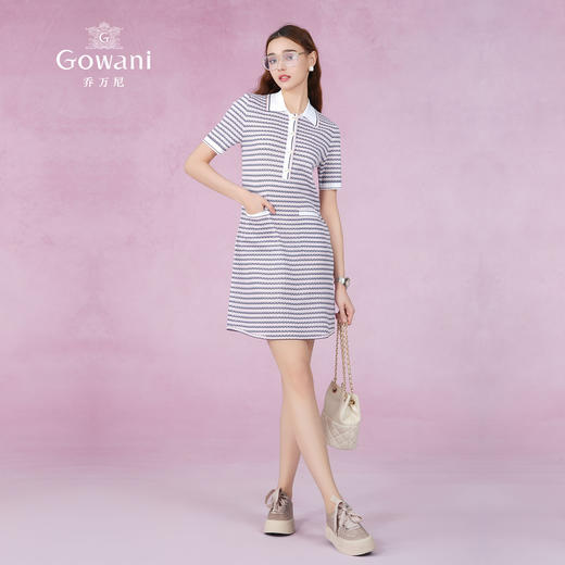 乔万尼新款连衣裙蓝粉条纹运动风EM2M857 商品图3