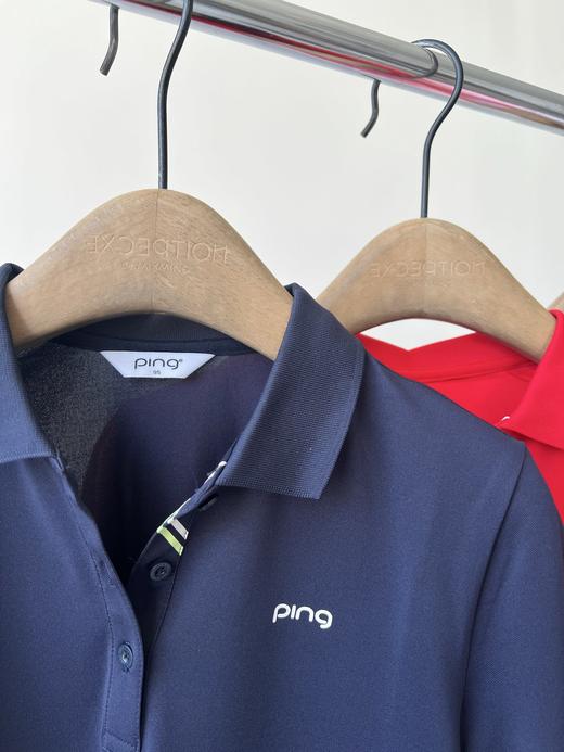 福利款💖，福利💕PING家原单T，韩国🇰🇷客供面料，棉混纺材质，面料有弹力，胸前印花LOGO，领口位置印花撞色，更是增加亮点，后面领子更是好看，双层领子，撞色拼接，印花LOG O，数量不多！ 商品图4