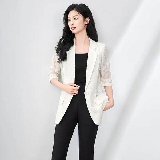 【高货wl】全新升级【铂金会员330/天猫449/差价119】(10236) 洛诗琳轻奢剪花浮雕人丝七分袖小西装通勤修身高品质外套 商品图2