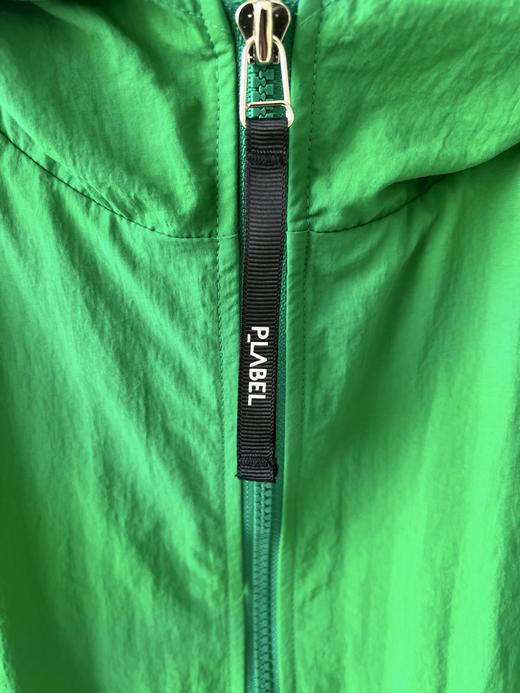 高尔夫🏌‍♀原单外套，韩国🇰🇷客供面料，微微皱感，上档次，打高尔夫🏌‍♀或者日常穿都很好穿，微宽松的休闲版型，腰部可调节，数量不多、20多件！ 商品图4