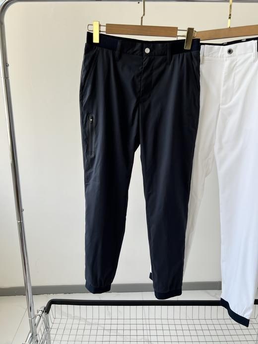 25新款，日本🇯🇵原单高尔夫🏌运动裤，日本🇯🇵客供面料，有弹力舒服，里面加了网布设计，所以白色完全不会透，兜口防水压胶拉链，腰部皮筋松紧腰，数量不多！ 商品图1