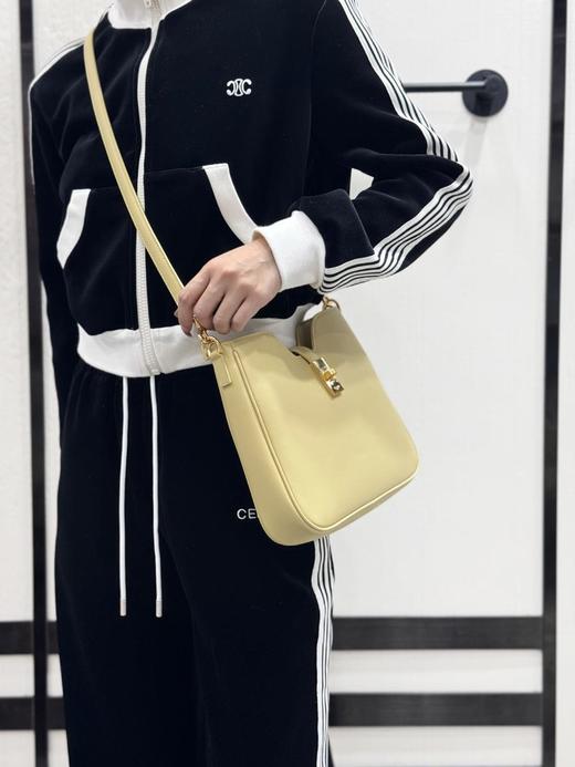 CELINE赛琳CAMILLE16可调节可拆卸肩带小牛皮小号光滑牛皮革手袋（HH） 商品图1