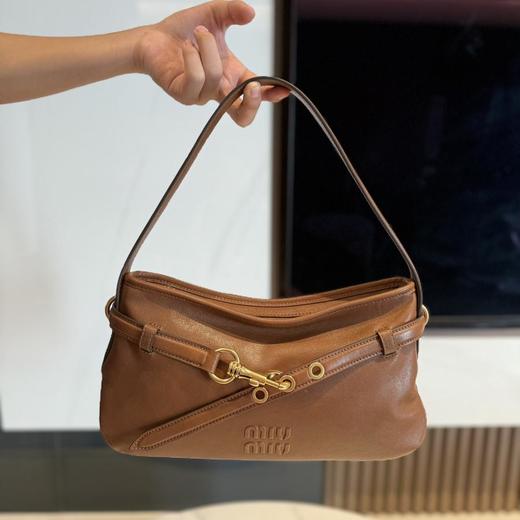 MiuMiu缪缪Aventure2025系列单肩腋下包（MM） 商品图2