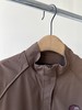 25春款MB纯原高尔夫🏌‍♀棒球服外套，超级好看的小短款，韩国🇰🇷客供面料，超有质感，轻防水，而且面料带弹力，无论是运动或者日常穿都超舒服，百搭的小短款，搭裤子和裙子都好搭 商品缩略图4