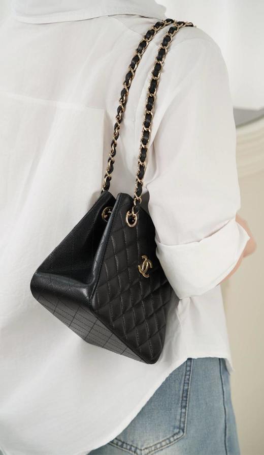 CHANEL香奈儿25Cminitote金色金属品牌微标Logo亮面粒纹小牛皮（HH） 商品图4