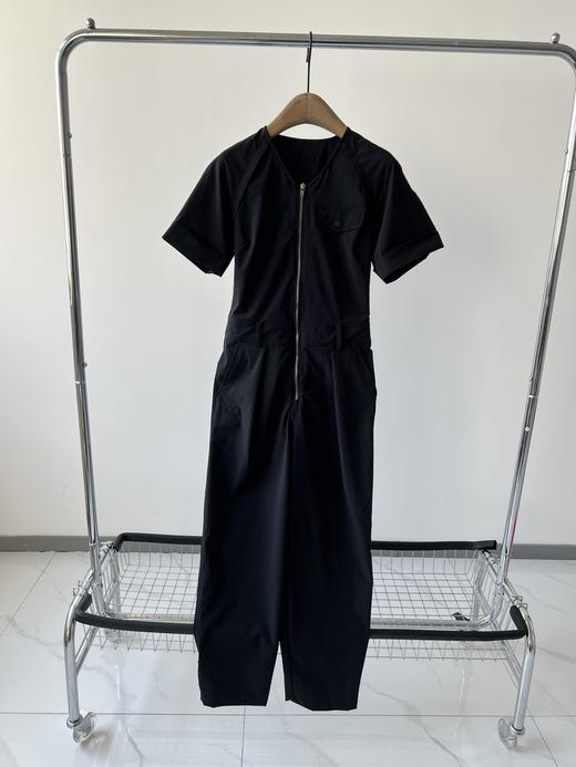 25春款WAAC纯原单连体裤，数量少，下单速度！韩国🇰🇷客供面料，有弹力，超舒服，打球运动生活穿都好看的一款，胸前重工LOGO刺绣，后腰有皮筋，可以更加舒服，裤脚可以调节长短！设计感满满的一款！ 商品图0