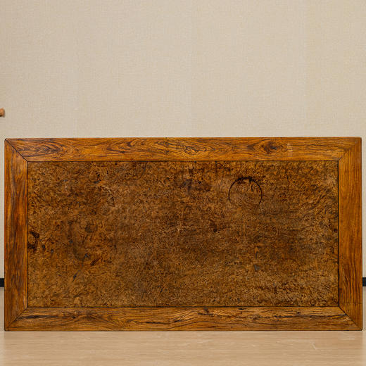 清早期 黄花梨镶瘿木夹头榫如意云纹酒桌 商品图3