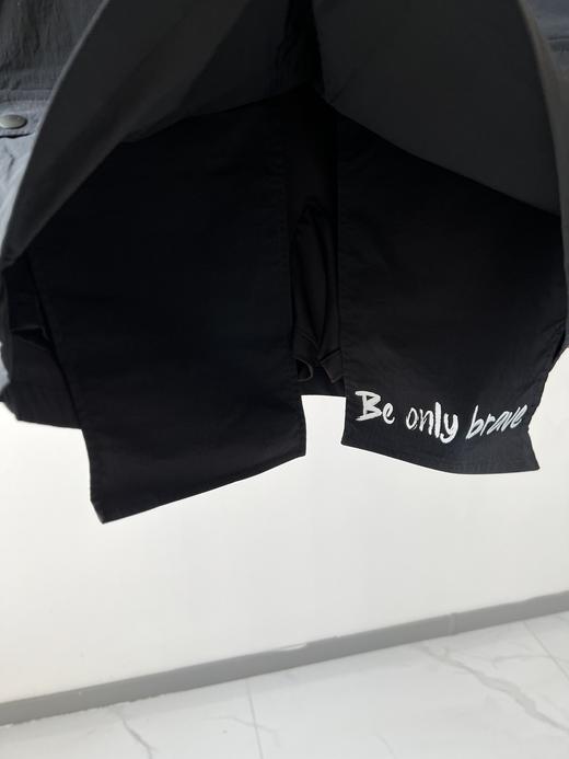 韩国🇰🇷高er夫BOB春夏新款女工装半裙，客供面料，质感超好，三标齐全，品相完美，磨砂质感的速干面料，透气性超好，吸湿排汗，休闲运动风，侧拉链穿着，脱卸方便 商品图3