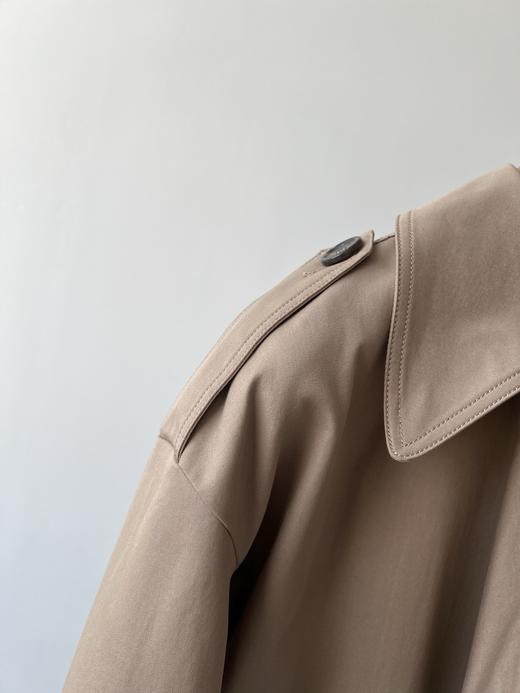 🍁🍁🍁🍁原单风衣，精致的小短款，收腰设计。精致干练，超级百搭，推荐必入款！ 商品图6