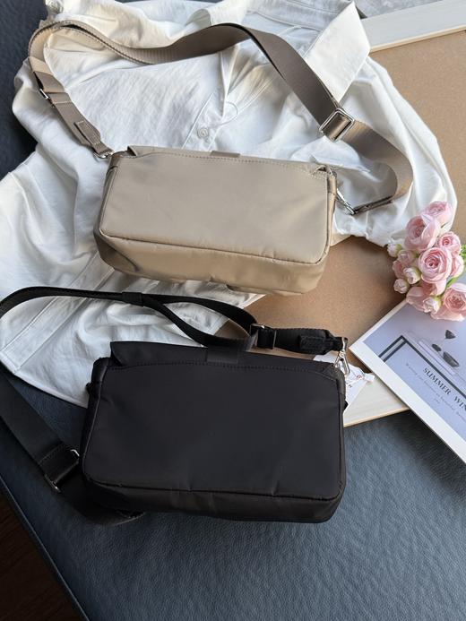 点此购买 lulu露露多口袋斜挎包 xj 315761 商品图1