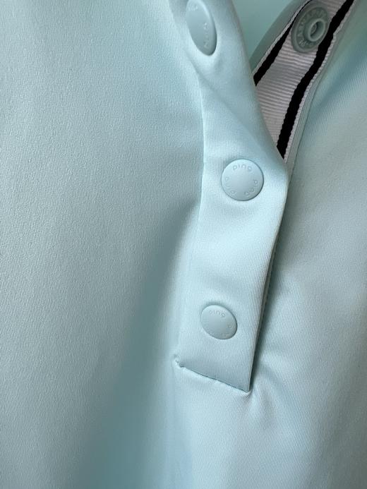 PinG原单打底衫，韩国🇰🇷客供面料，有弹力，质感棒棒的，胸前立体印花，辅料齐全，扣子有L OGO，袖子拼色设计，简约的基础款，细节品质超赞！ 商品图3