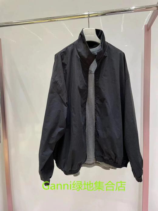 新款Acne 1996情侣夹克，真的是全网都在安利的大爆款，被小红书🍠各大博主强烈推荐… 棉质风衣面料，水洗做旧工艺，不同于以往传统夹克的呆板硬塑感，此款上身柔软舒适 商品图0