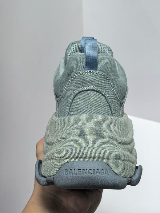 夏季特惠💰620 Triple S 巴黎世家复古老爹鞋 牛仔布 全套原纸板楦头开发 原汁原味的灵魂版型 商品图5