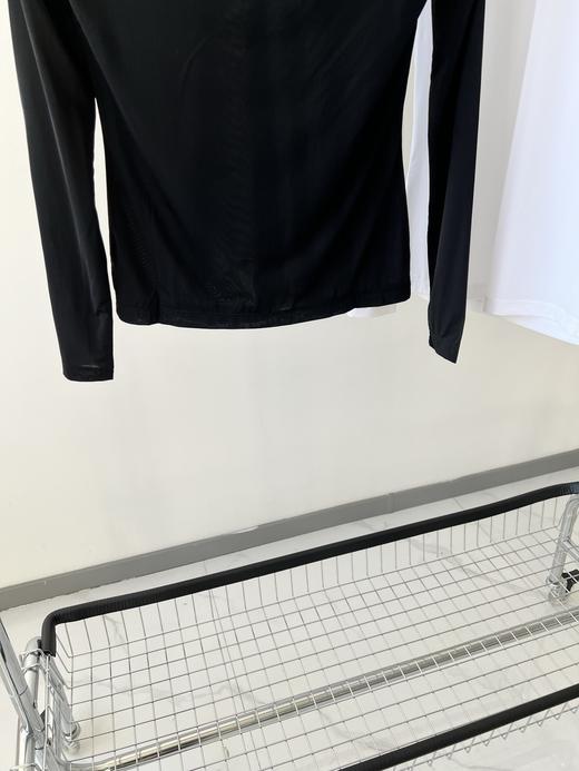 兔耳朵原单💕💕冷感防晒打底，纯纯的原单货，接受任何形式的验货，韩国客供面料，凉凉的冷感，舒服透气又防晒，夏天怕晒宝宝的福音，运动打球或者日常穿都是不错的选择，胸前袖子印花，彰显品质！数量不多！ 商品图6